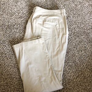 Euc 18 short old navy khaki pants
